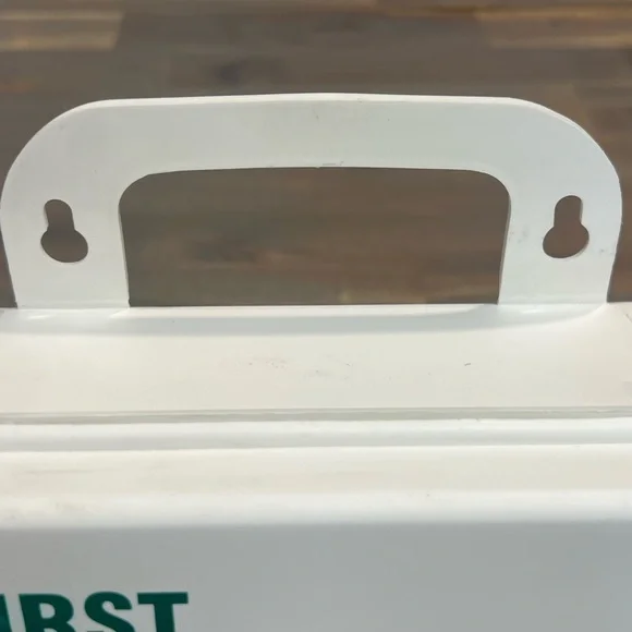 White First Aid Kit - Picture 3 of 9